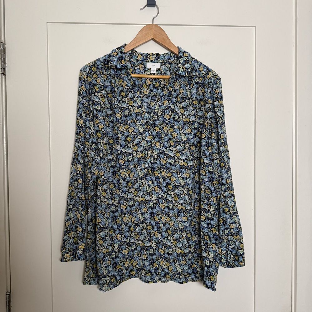 J Jill Blouse Top Womens Sz XL Blue Floral Long Sleeve V Neck Office Lightweight